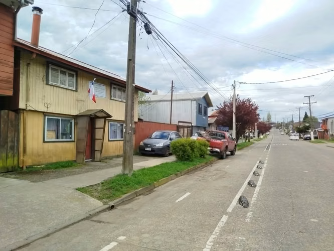 PROPIEDAD CALLE BAQUEDANO CERCANA A CENTRO DE VALDIVIA - Imagen 11
