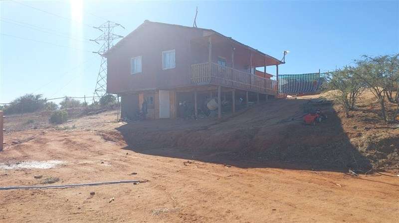 Parcela con casa en venta en Limache 4 dorm.