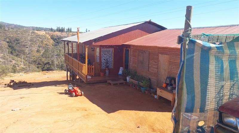 Parcela con casa en venta en Limache 4 dorm.