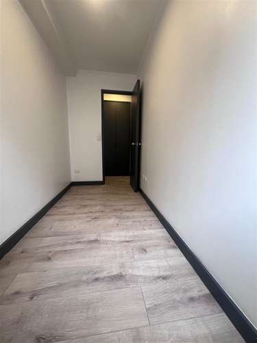 Depto remodelado cerca de costanera center y metro tobalaba - Imagen 3