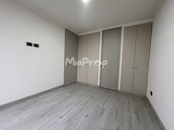 SE ARRIENDA DEPTO 2D2B CON ESTAC Y BOD A PASOS DE (M) CARLOS VALDOVINOS - Imagen 12