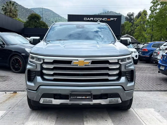 CHEVROLET SILVERADO HIGH COUNTRY 3.0 2024 - Imagen 2