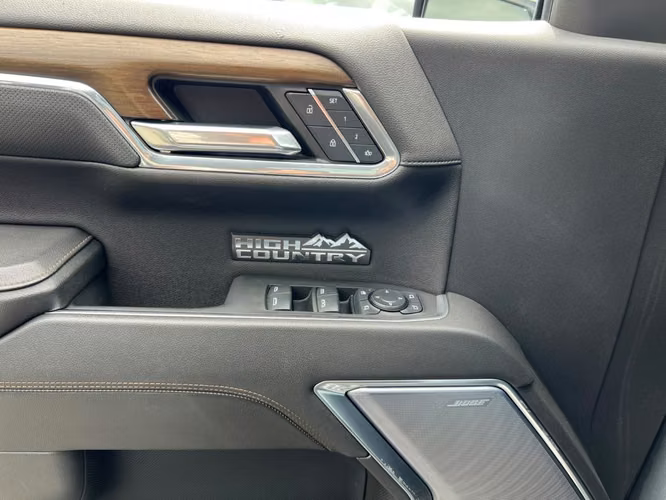 CHEVROLET SILVERADO HIGH COUNTRY 3.0 2024 - Imagen 20