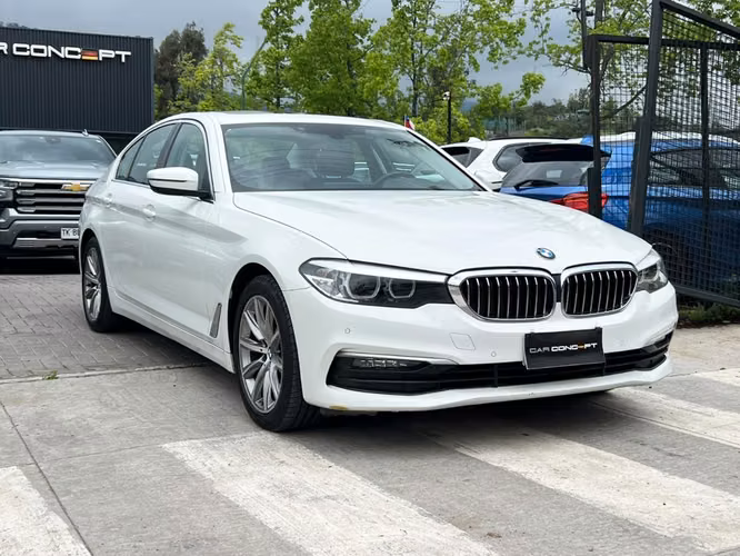 BMW 520I 2.0 TURBO 2019 - Imagen 3
