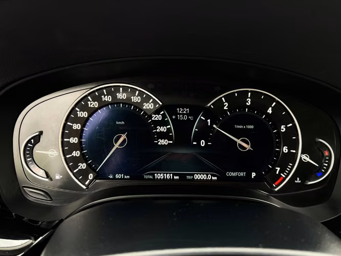 BMW 520I 2.0 TURBO 2019 - Imagen 12