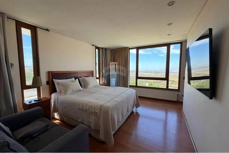 Casa de lujo autosustentable con piscina en lampa - Imagen 19