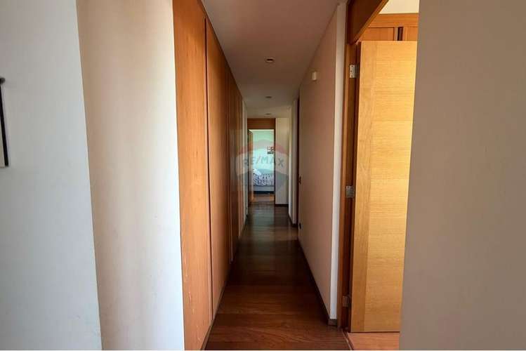 Casa de lujo autosustentable con piscina en lampa - Imagen 28