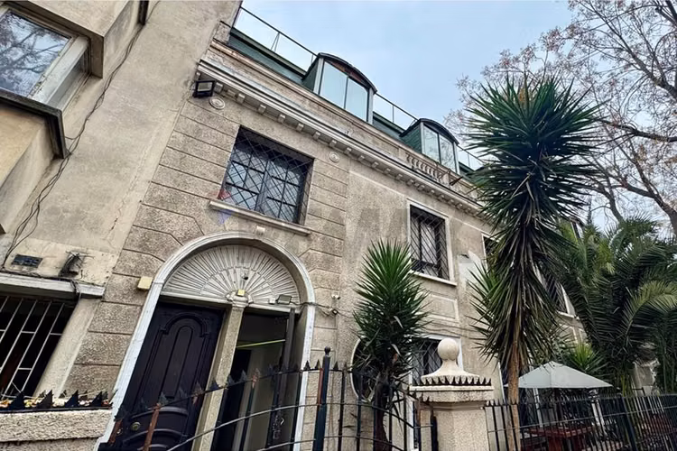 Casona patrimonial para inversión - Imagen 19