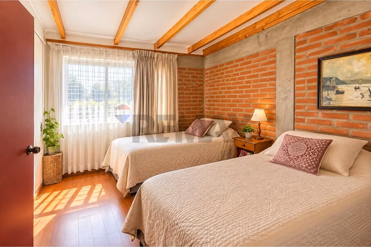 ¡casa con encanto, patio privado y quincho! - Imagen 23