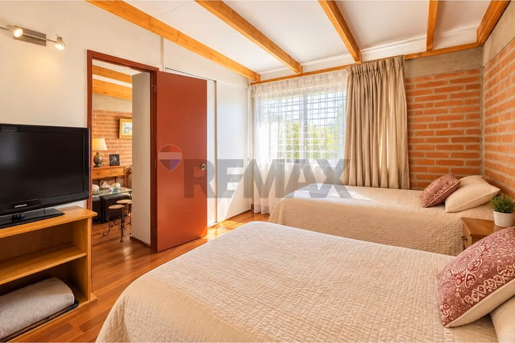 ¡casa con encanto, patio privado y quincho! - Imagen 22