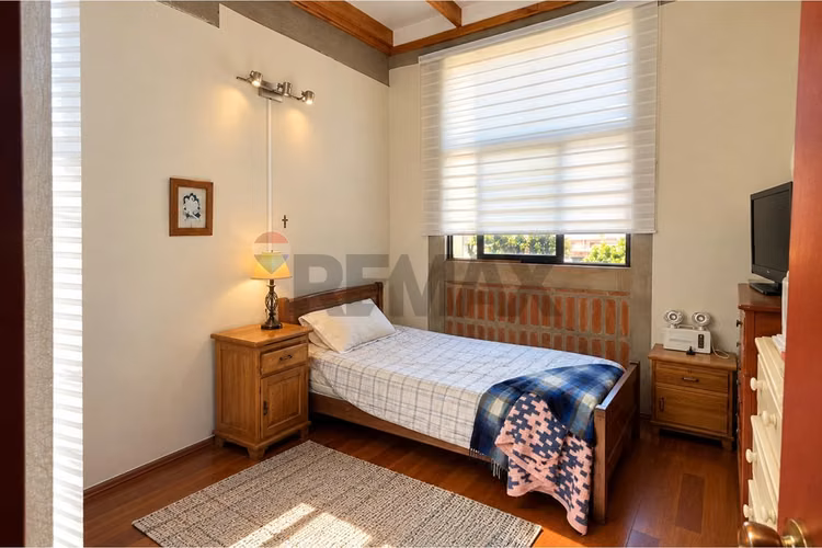 ¡casa con encanto, patio privado y quincho! - Imagen 21