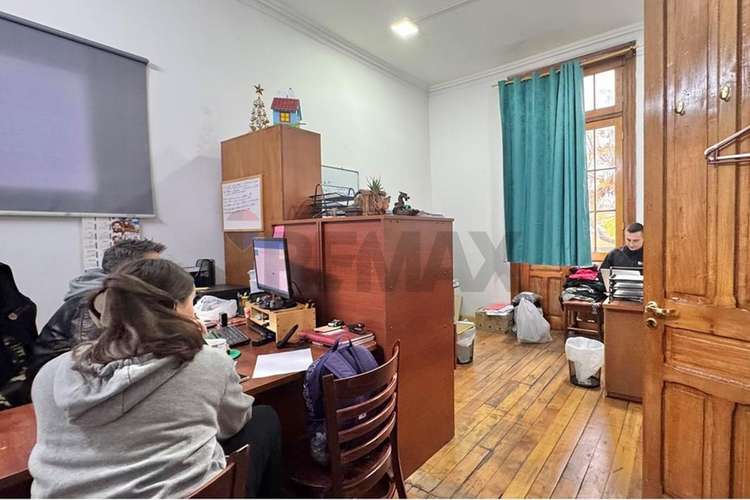 Casona patrimonial habilitada para oficinas - Imagen 14