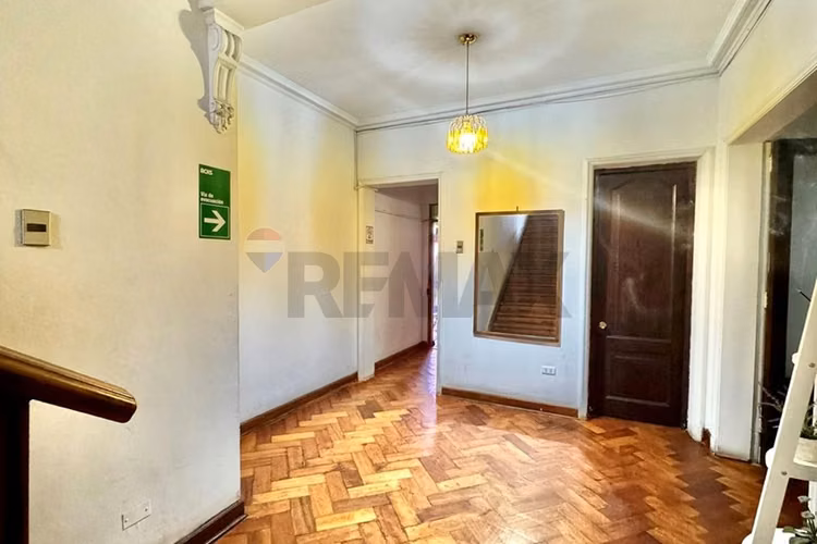 Casona patrimonial para inversión - Imagen 4