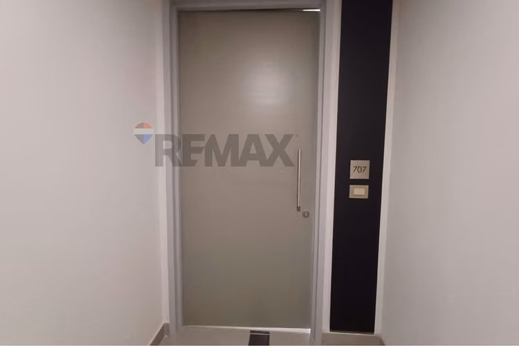 Oficina en venta plaza egaña se reciben ofertas - Imagen 3