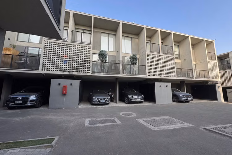 Townhouse tríplex 3d+2b, est, la florida - Imagen 36