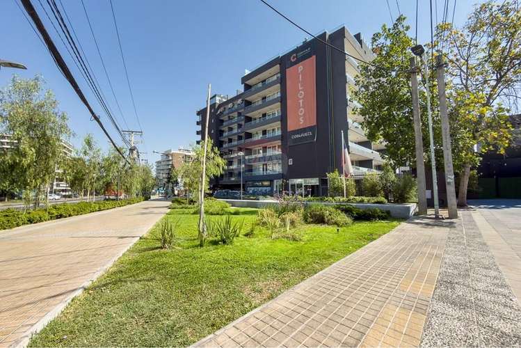 Moderno y acogedor departamento las condes - Imagen 21
