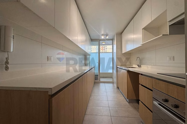 Moderno dpto 4d+4baños+2est en la reina - Imagen 27