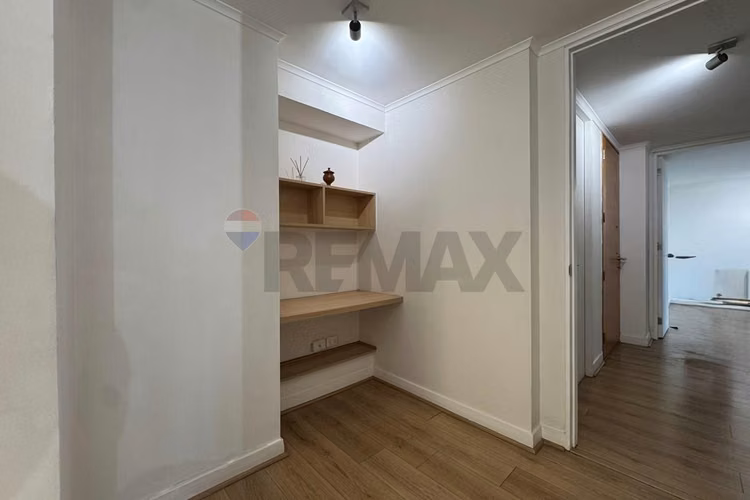 Moderno dpto 4d+4baños+2est en la reina - Imagen 39