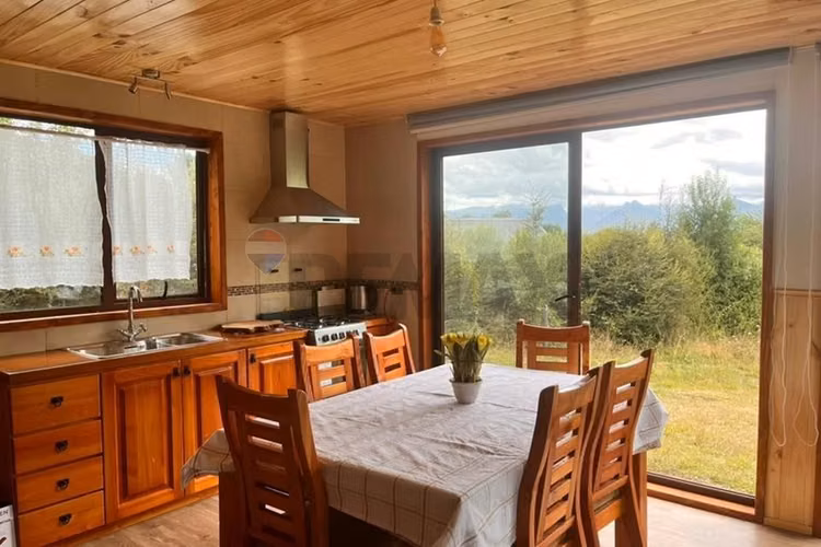 Arriendo casa 2d 2b con vista volcán - Imagen 2