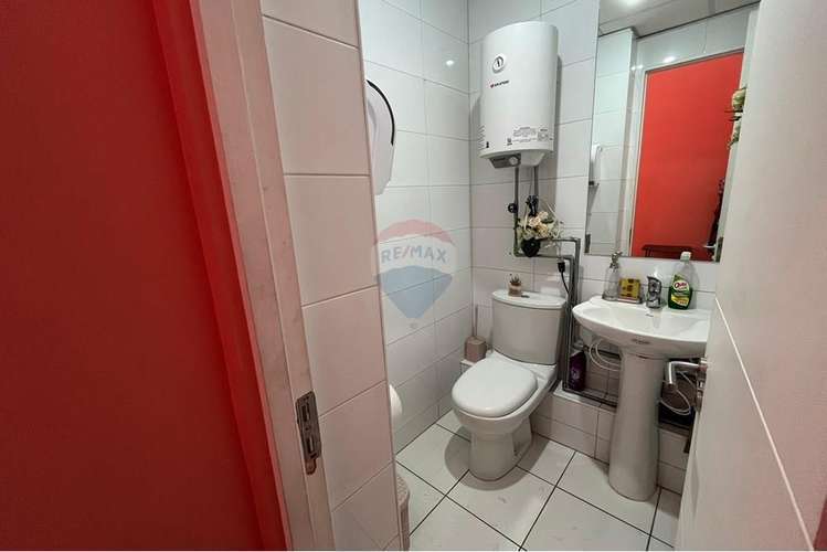 Local comercial en av. la dehesa - primer piso - Imagen 10