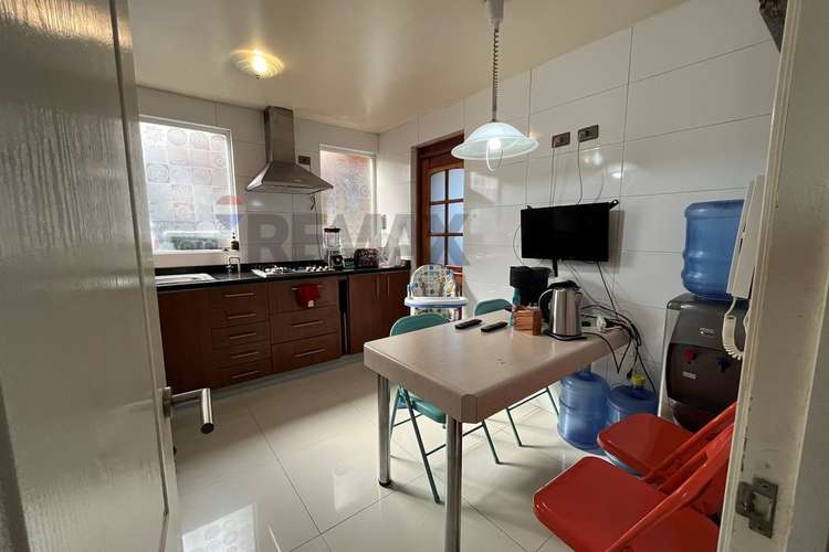Casa 4d + 3b + piscina + quincho - Imagen 16