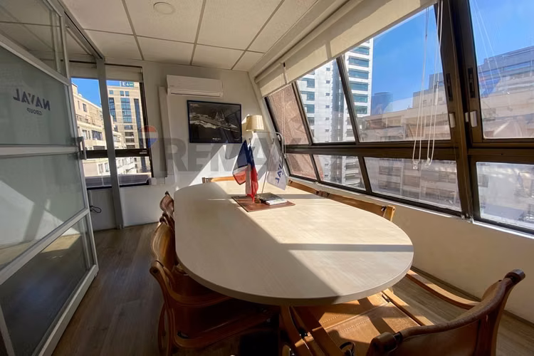 Oficina en venta en barrio el golf, las condes - Imagen 3