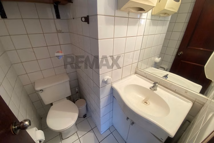 Oficina en venta en barrio el golf, las condes - Imagen 4