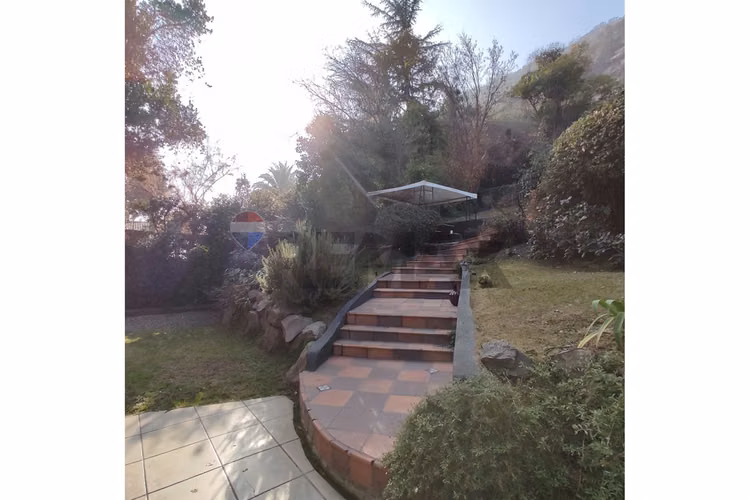 Casa con piscina,  5d 5b, acceso controlado - Imagen 3