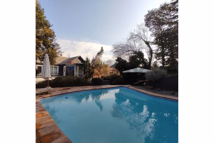 Casa con piscina,  5d 5b, acceso controlado - Imagen 6