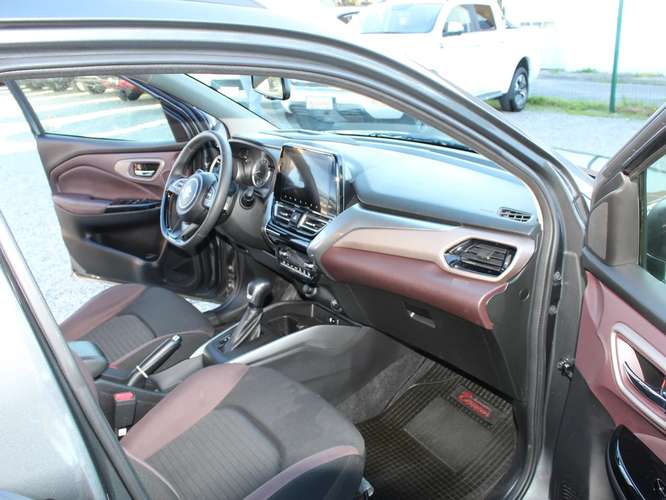 SUZUKI FRONX ISG 1.5 GL AT HIBRIDO 2025