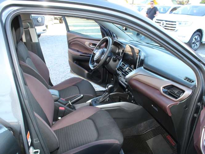 SUZUKI FRONX ISG 1.5 GL AT HIBRIDO 2025