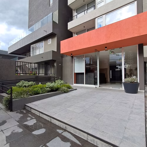 ARRIENDO DPTO 1D/1B CON ESTACIONAMIENTO EN LAS CONDES