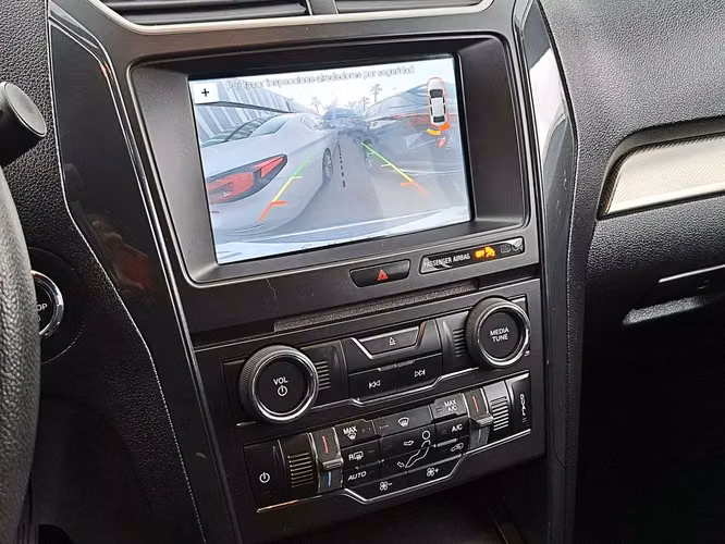 FORD EXPLORER 2018 - Imagen 13