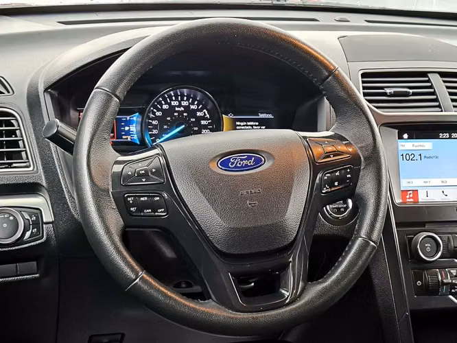 FORD EXPLORER 2018 - Imagen 9