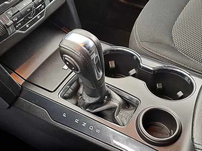 FORD EXPLORER 2018 - Imagen 14