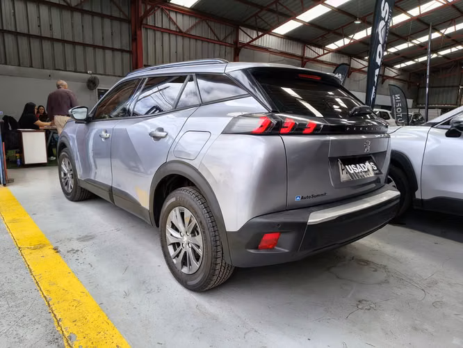 PEUGEOT 2008 2021 - Imagen 5