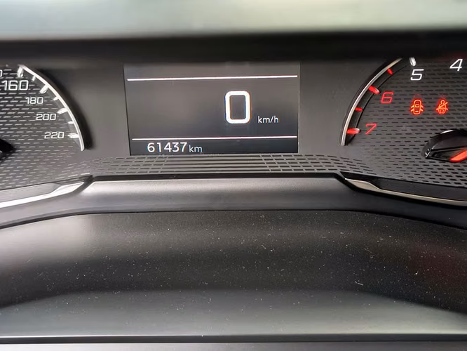 PEUGEOT 2008 2021 - Imagen 13