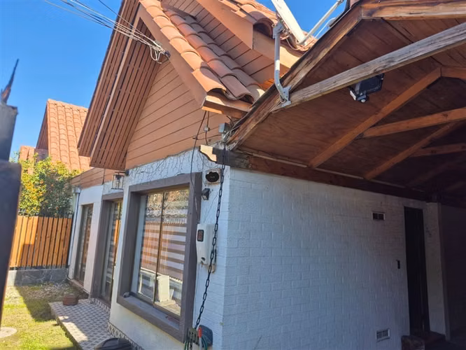 Arriendo casa amoblada de 5 dormitorios en Los Andes