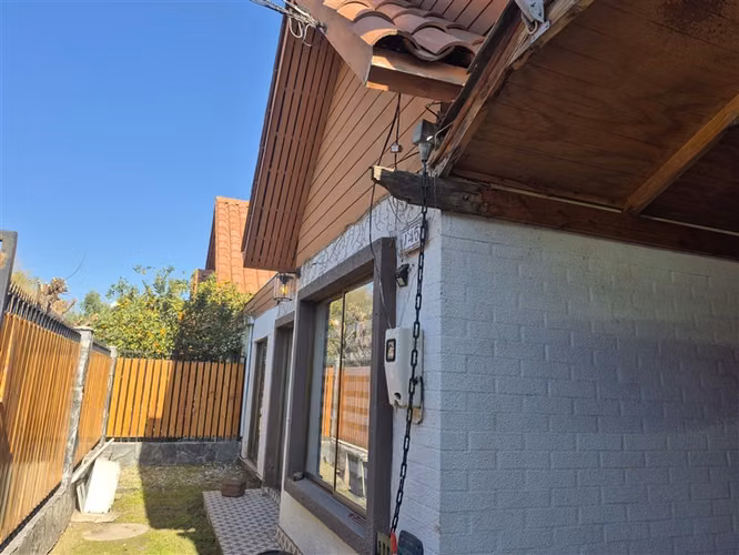Arriendo casa amoblada de 5 dormitorios en Los Andes