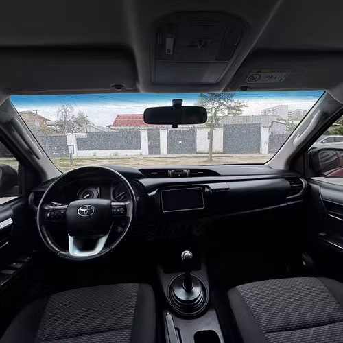 TOYOTA HILUX 4X4 DX 2023 - Imagen 12