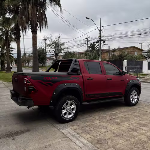 TOYOTA HILUX 4X4 DX 2023 - Imagen 6