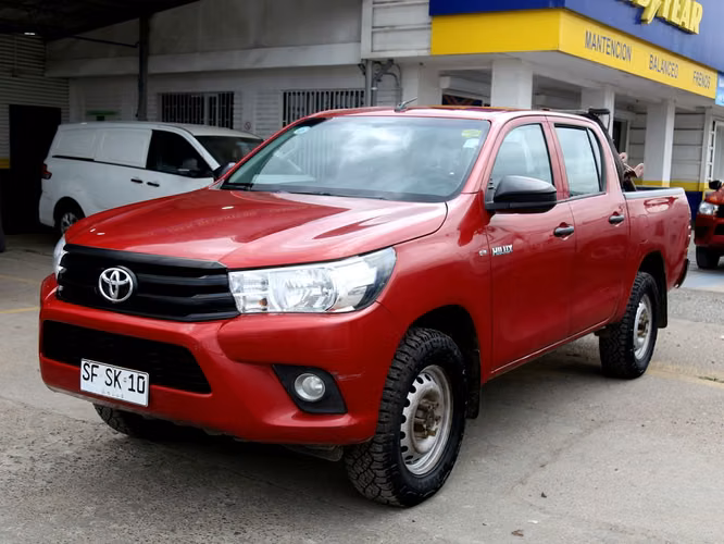 TOYOTA HILUX 2022
