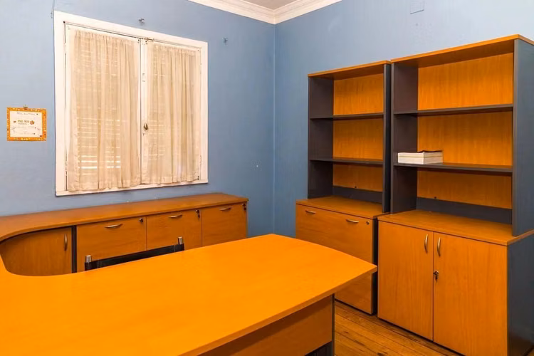 Arriendo En Peñalolén: Ideal Para Tu Negocio