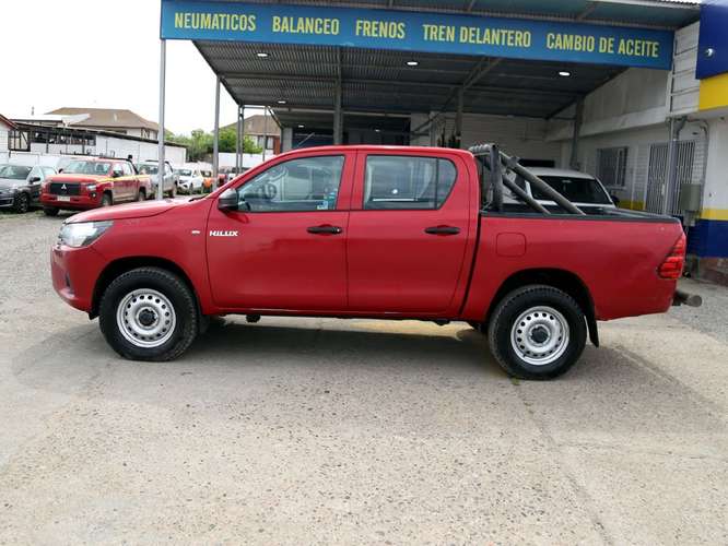 TOYOTA HILUX 2022 - Imagen 5