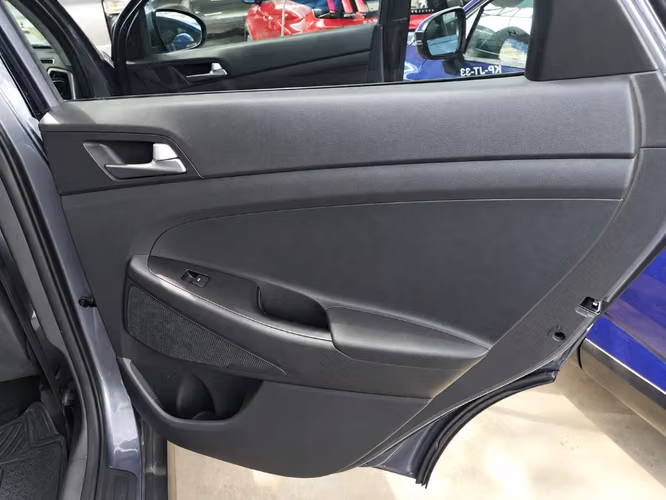 Hyundai Tucson 2.0 GL ADVANCE 4X2 NAV MT 5P 2018 - Imagen 19