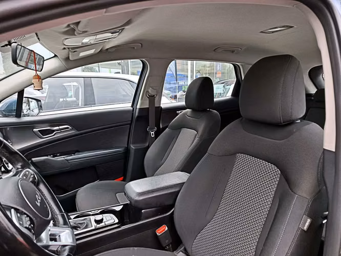 KIA SPORTAGE 2023 - Imagen 9