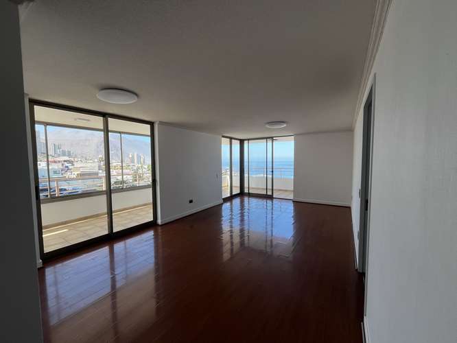 Arriendo amplio departamento de 4 habitaciones - Imagen 7