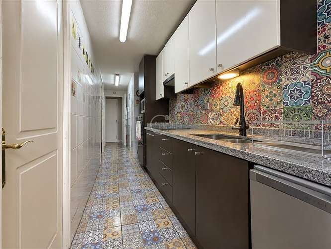 3 dormitorios, 3 baños, estac y bodega, Providencia - Imagen 3