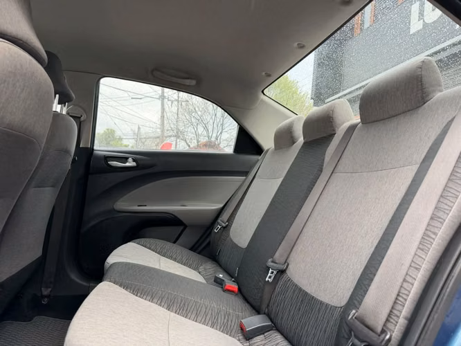 KIA SOLUTO 2023 - Imagen 10