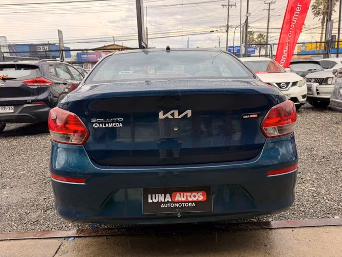 KIA SOLUTO 2023 - Imagen 4